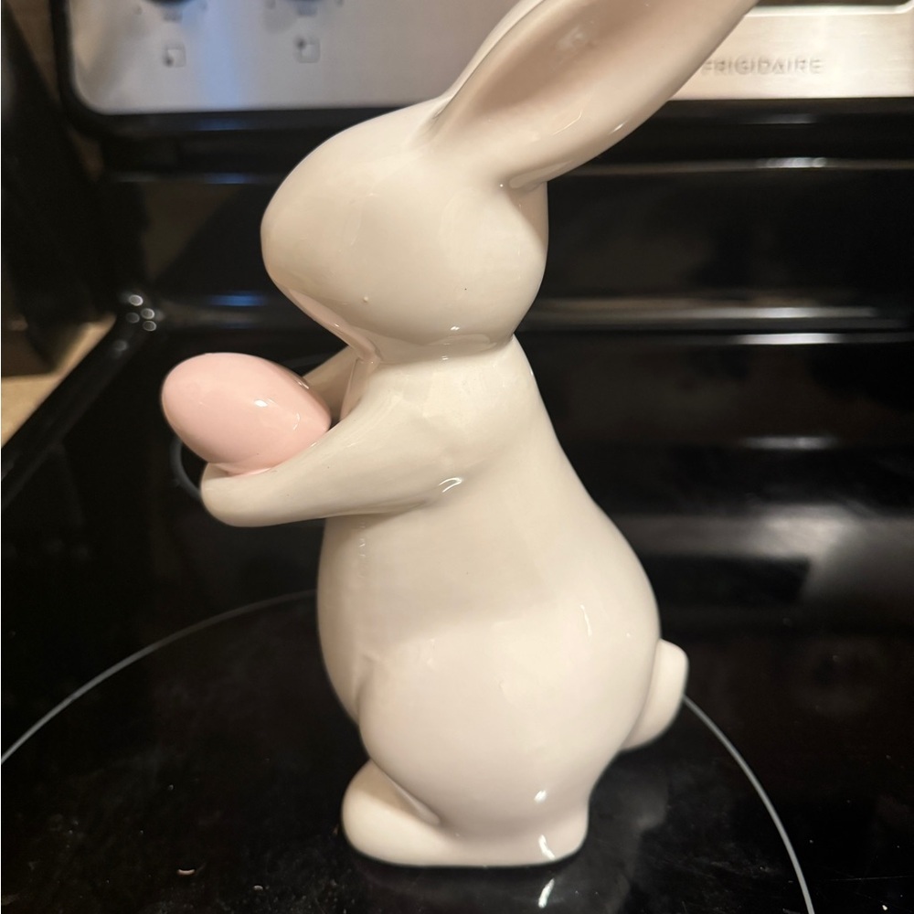 Ceramic (Easter) bunny holding egg